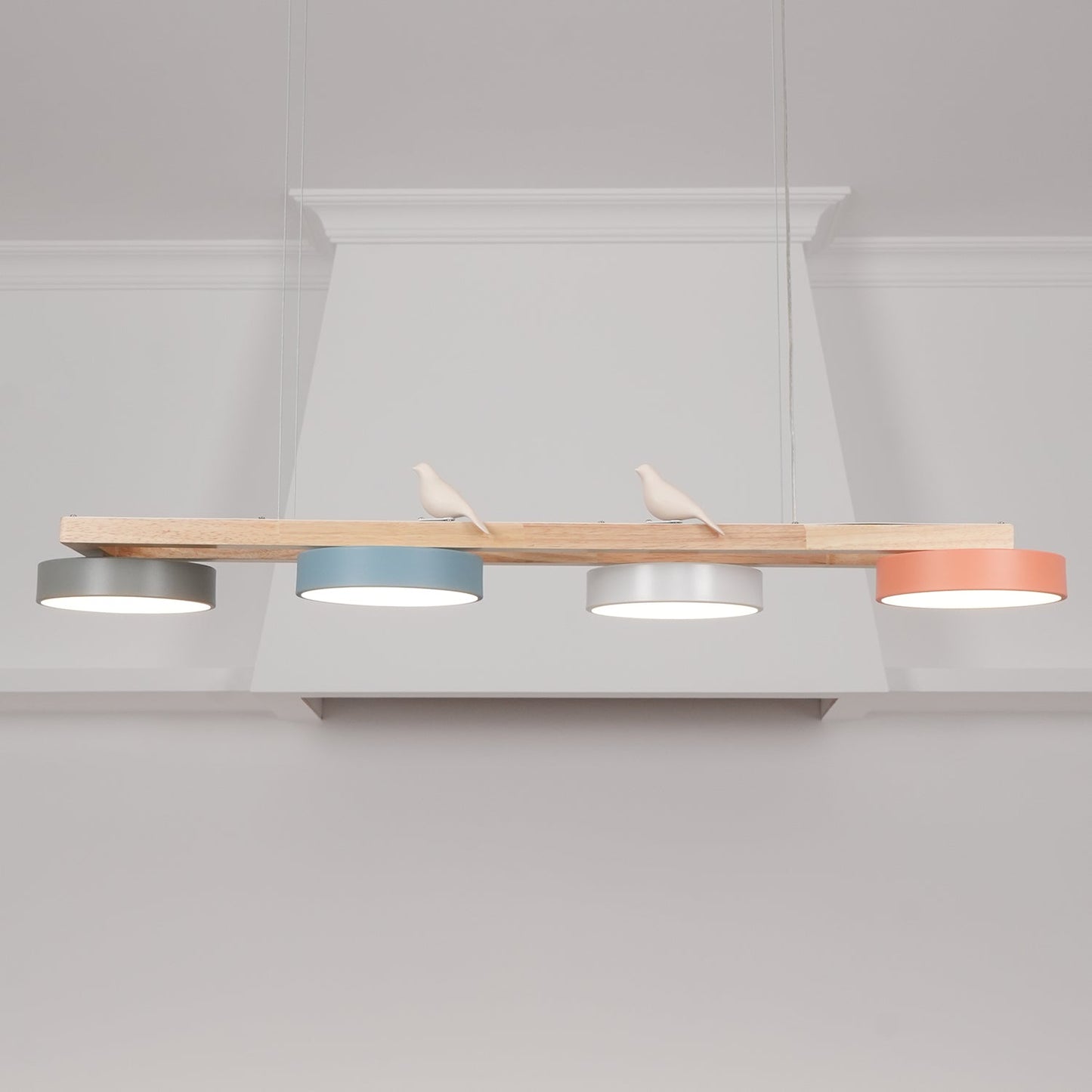 Elian – Moderner LED-Kronleuchter aus Massivholz