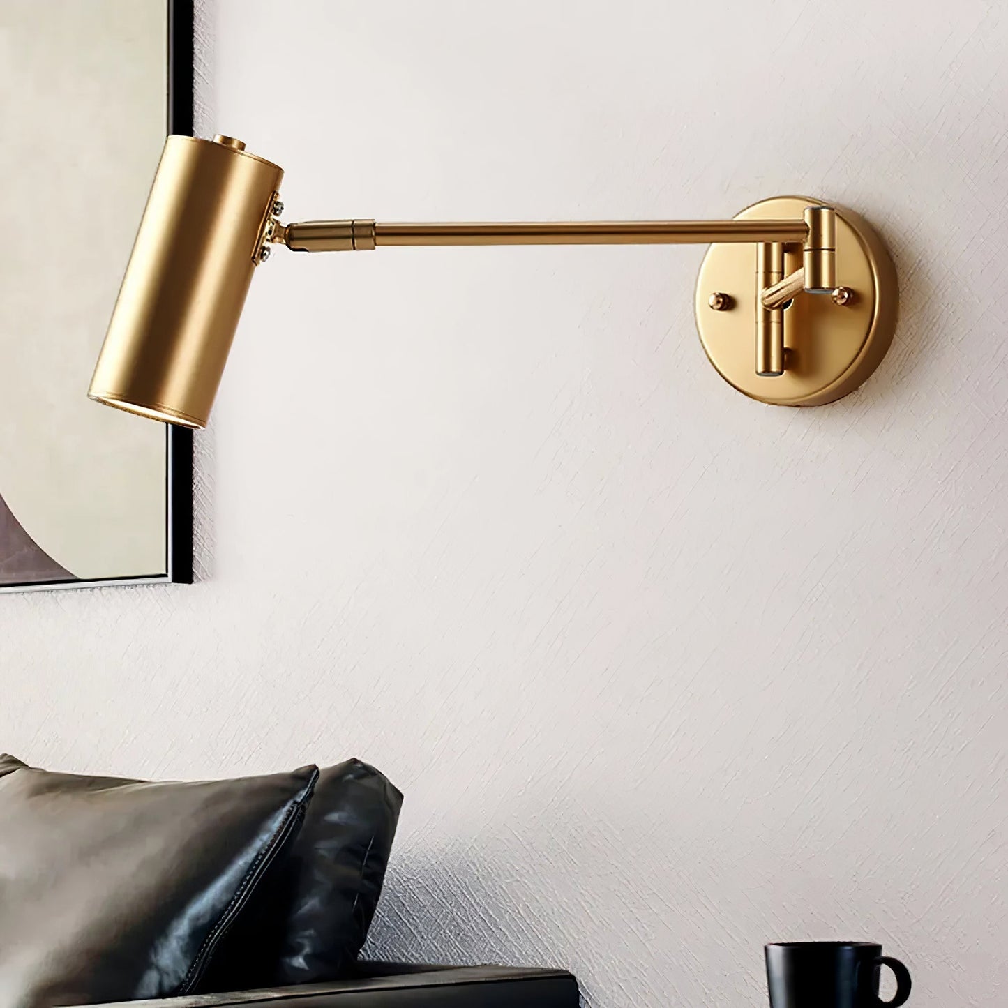Lina – Verstellbare Wandleuchte mit Schwenkarm im modernen Design