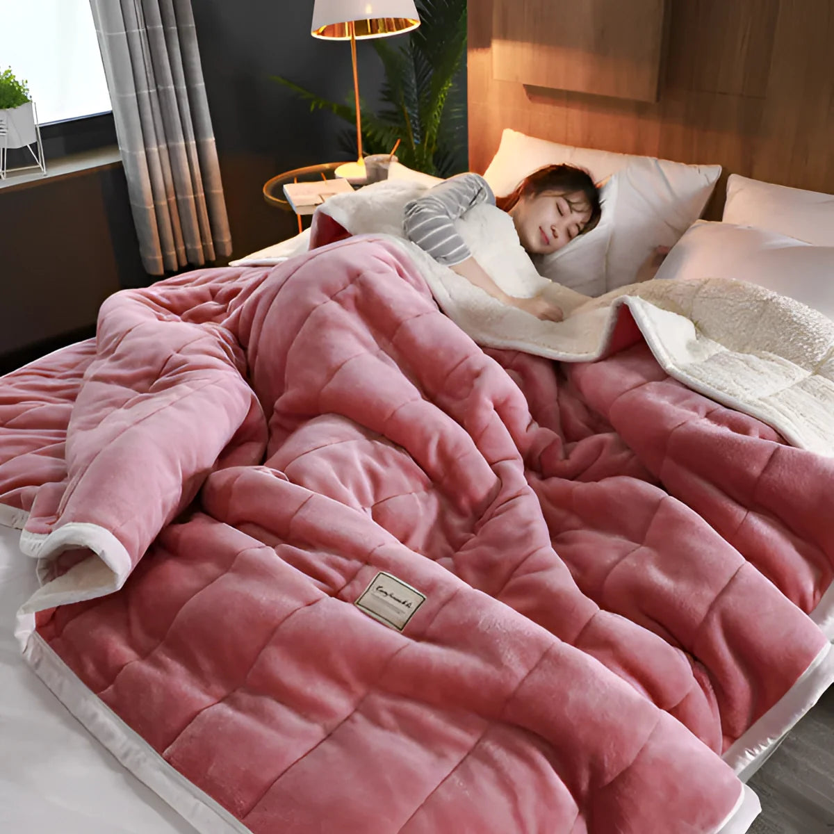 Velara – Flauschige Coral-Fleece-Decke