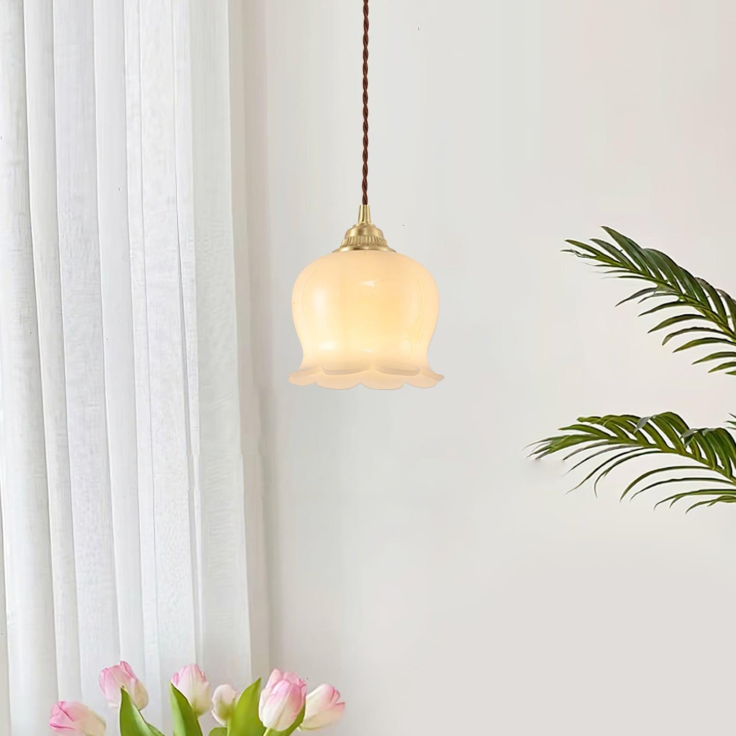 Odette – Französische Retro-Hängeleuchte Maiglöckchen-Design