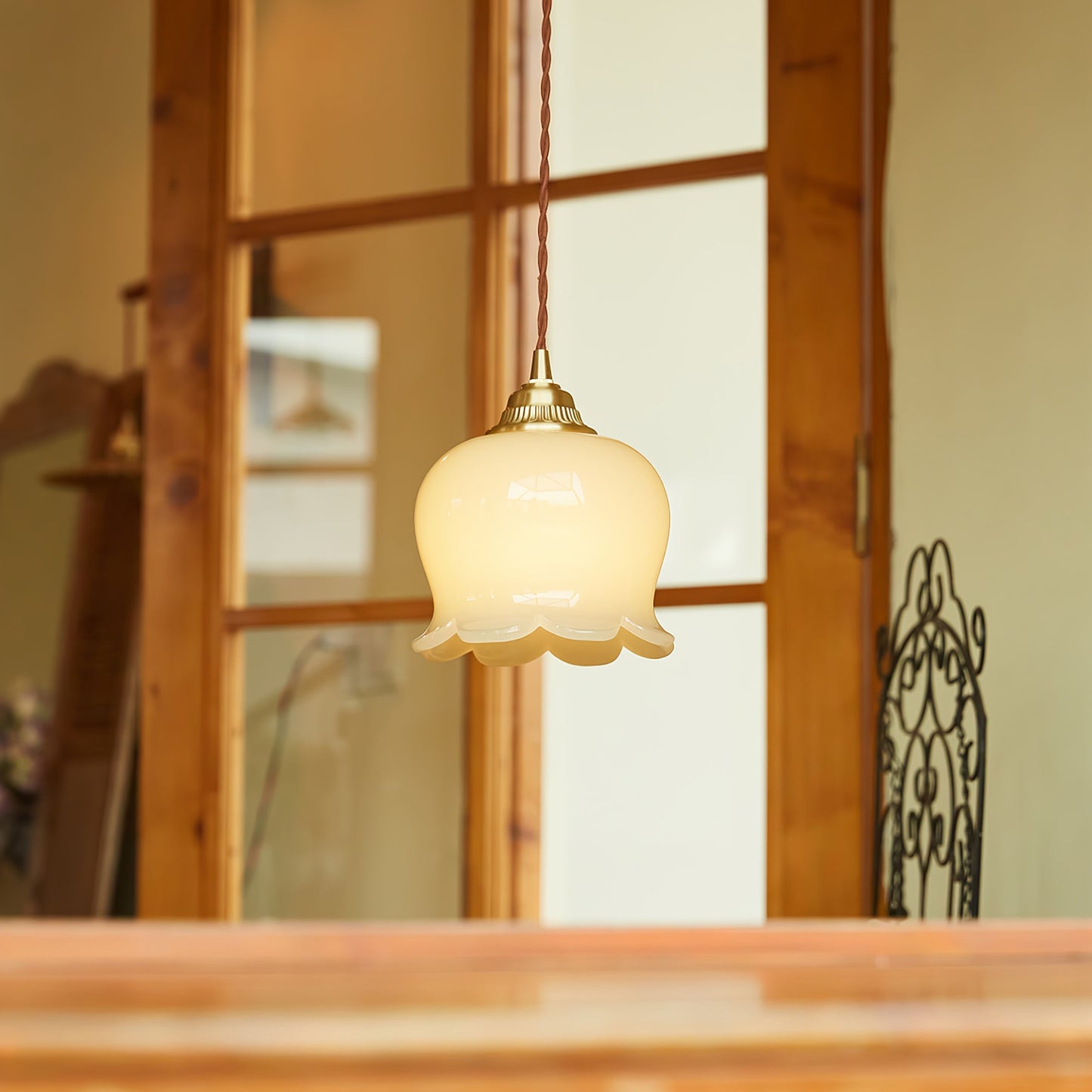Odette – Französische Retro-Hängeleuchte Maiglöckchen-Design