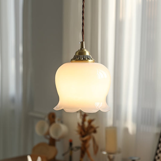 Odette – Französische Retro-Hängeleuchte Maiglöckchen-Design