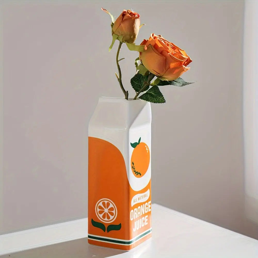 JuicyBloom – Kreative Vase im Look einer Saftpackung