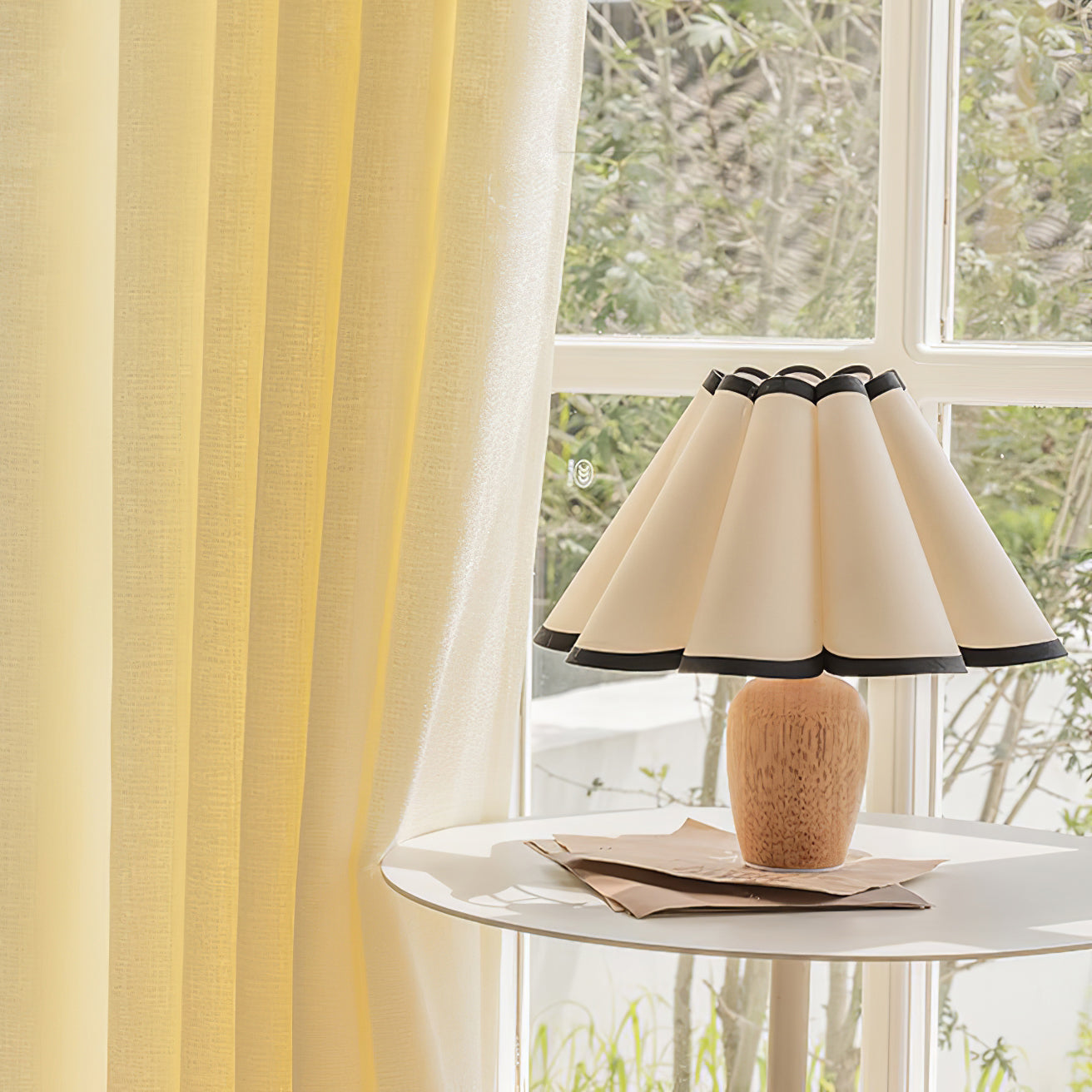 Naiya – Vintage Tischlampe