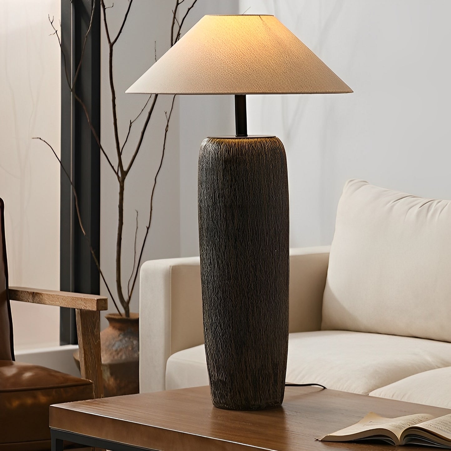 Winnie – Rustikale Stehlampe aus Holz mit Vintage-Charme