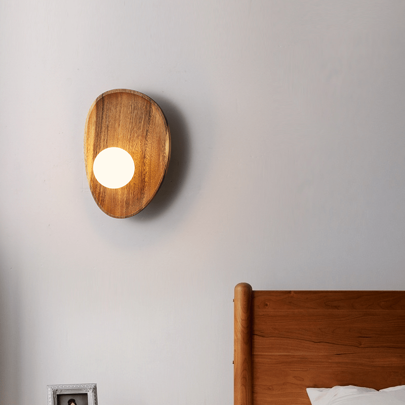 Alani – Wandlampe aus echtem Holz