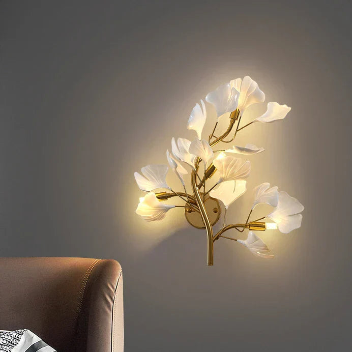 Freja – Blütenzweig-Wandlampe