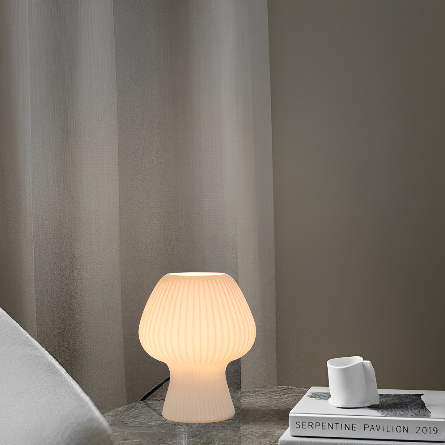 Velmira – Vintage-Tischlampe im Retro-Stil für Schlafzimmer & Nachttisch