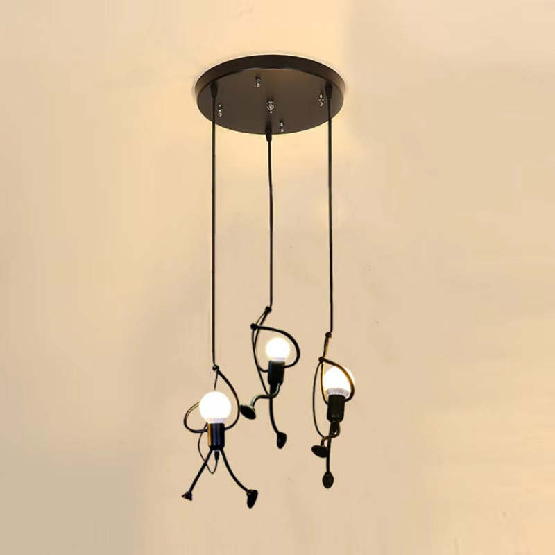 RoboRust – Robuste Retro-Lampe im Eisenmann-Design