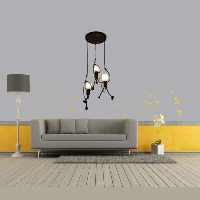 RoboRust – Robuste Retro-Lampe im Eisenmann-Design