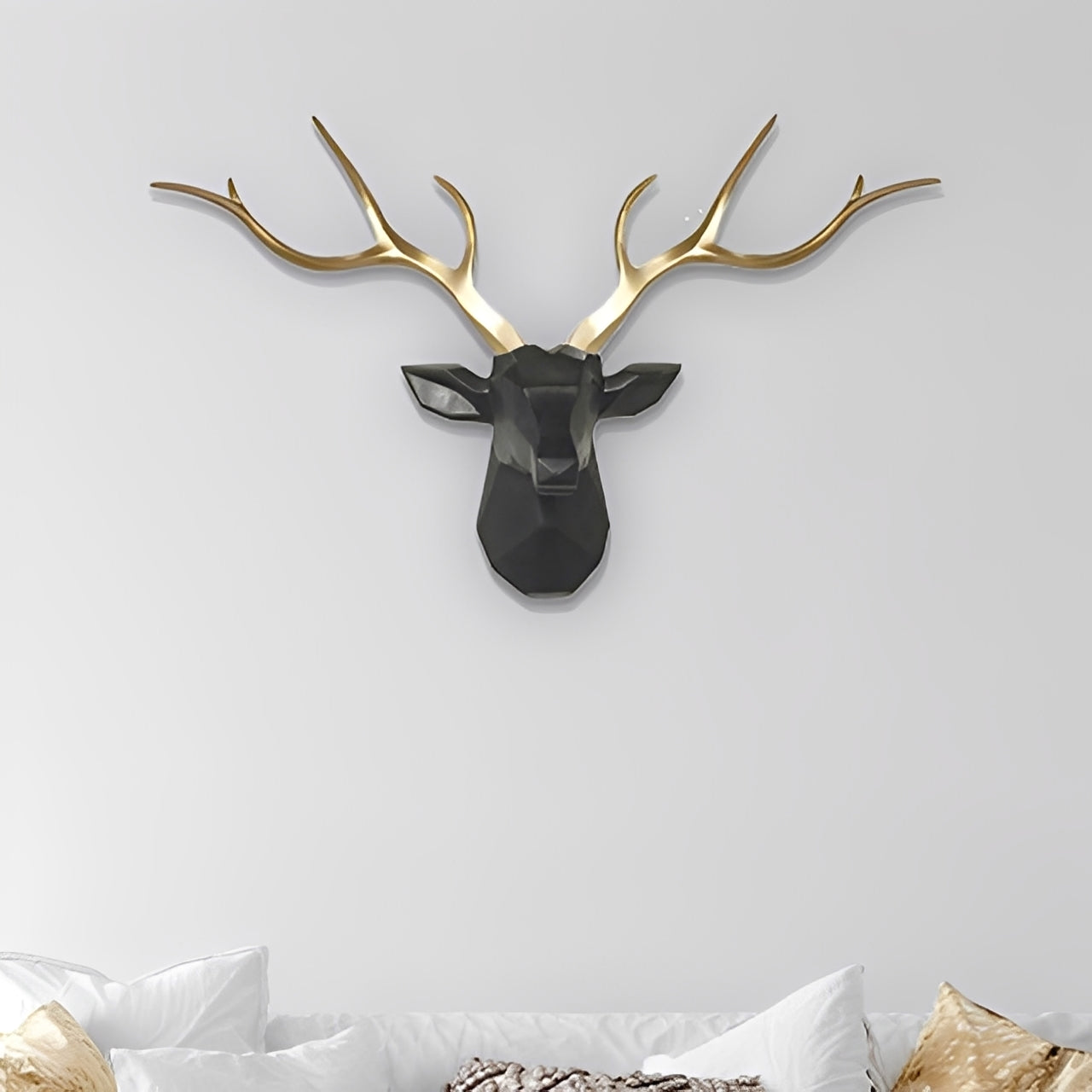 Arlo – Geweih-Wanddeko aus Kunstharz