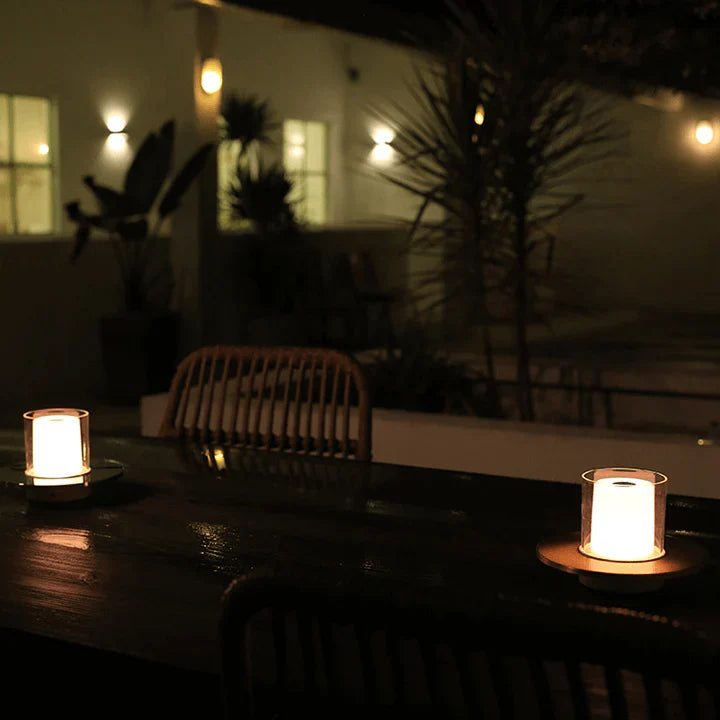 LumaGlow – Stilvolle LED-Kerze mit Induktionssteuerung und flammenlosem Licht