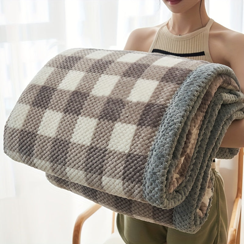 Rowan – Weiche Fleece-Decke im karierten Design für gemütliche Stunden