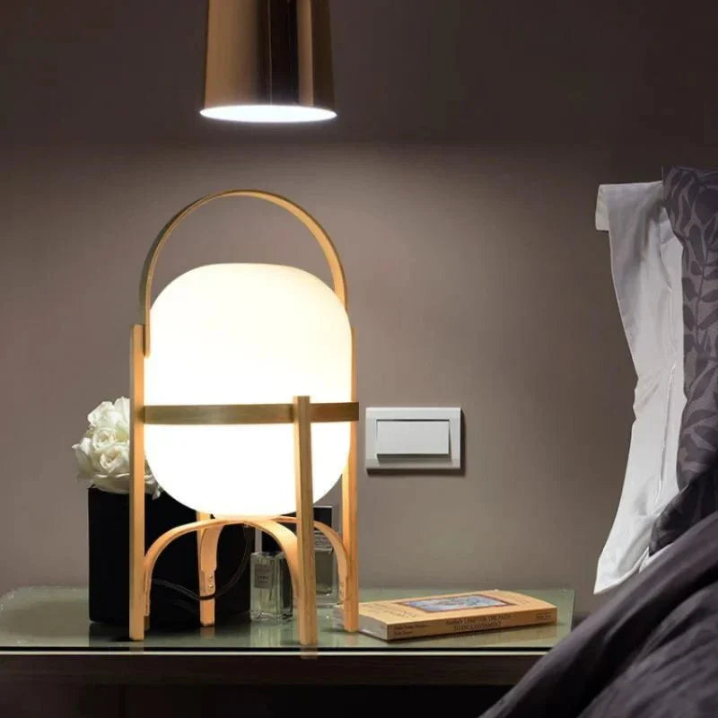 ZenLeuchte – Schlichte Tischlampe im japanisch-nordischen Cesta-Look