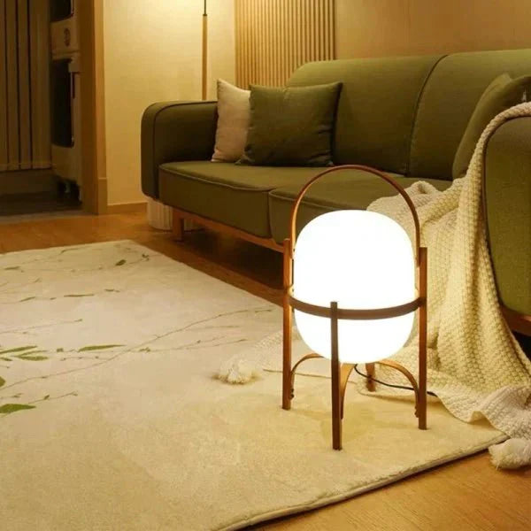 ZenLeuchte – Schlichte Tischlampe im japanisch-nordischen Cesta-Look