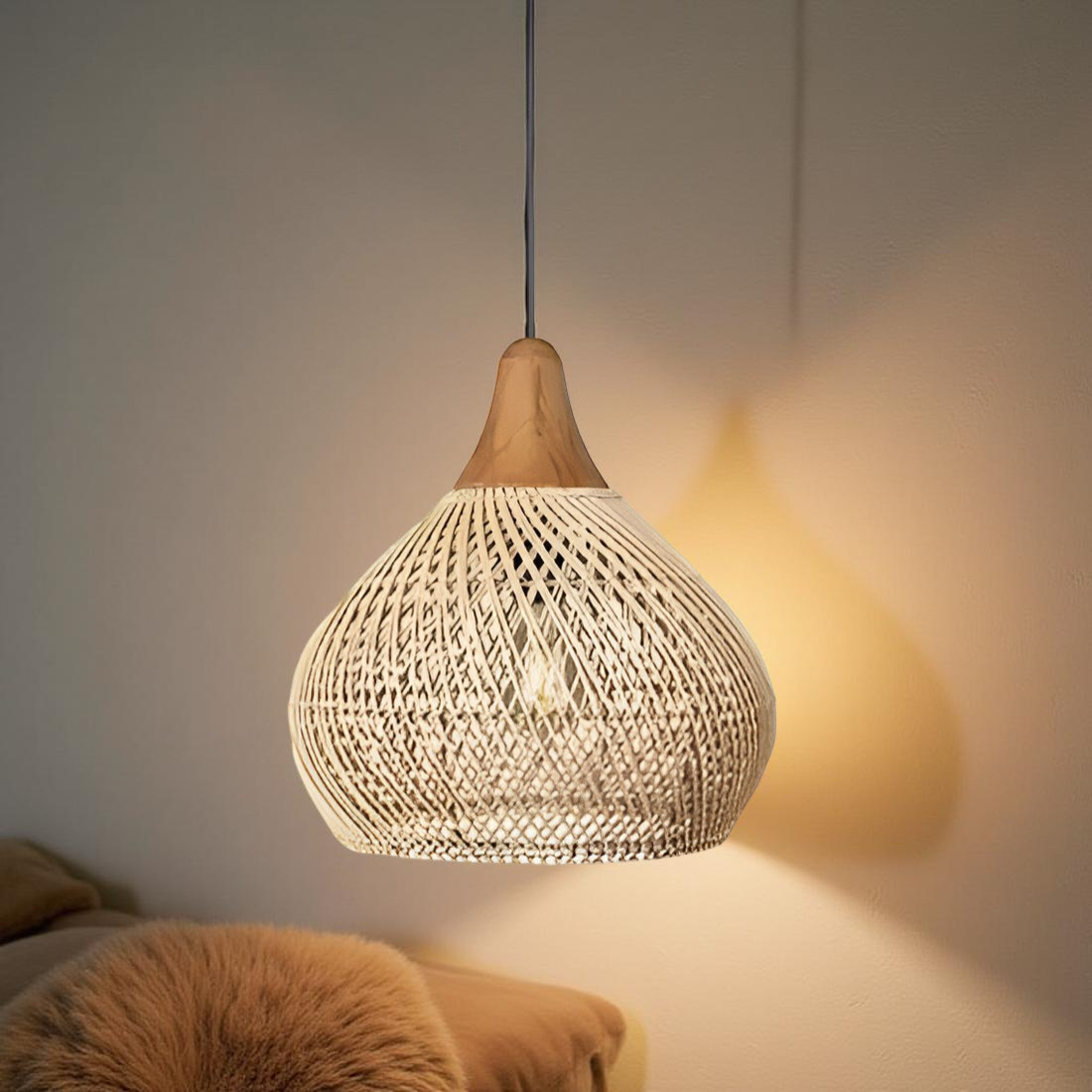Yuji – Boho Rattan Hängeleuchte