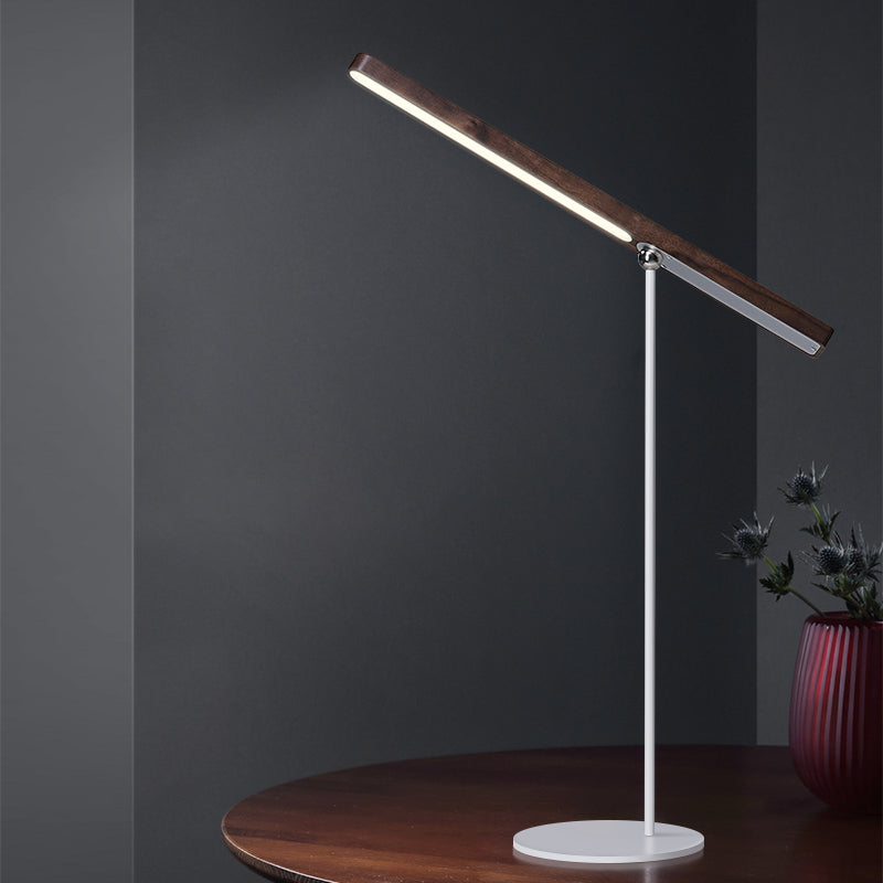 Kylie – Elegante LED-Tischlampe aus Holz mit Dimmer