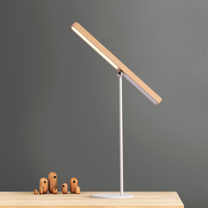 Kylie – Elegante LED-Tischlampe aus Holz mit Dimmer