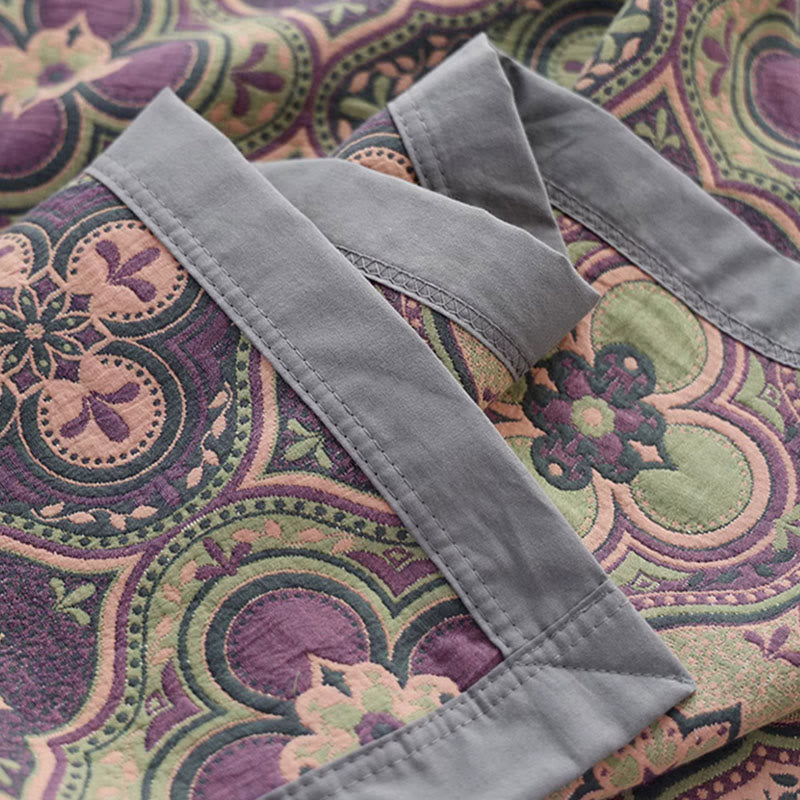 BlossomHug – Weiche Decke mit floralen Mustern zum Einkuscheln