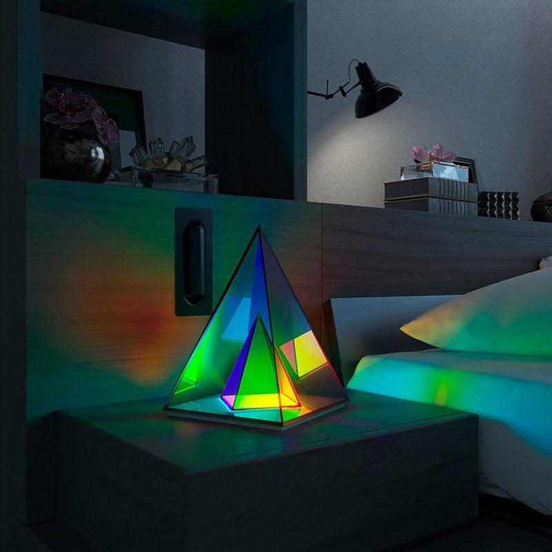MirrorGlow – LED-Lichtwürfel mit unendlichem Spiegeleffekt