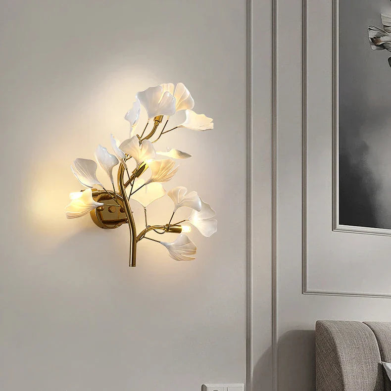 Freja – Blütenzweig-Wandlampe