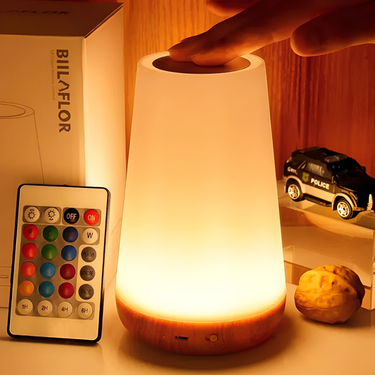 Nami – Holzoptik-Tischlampe