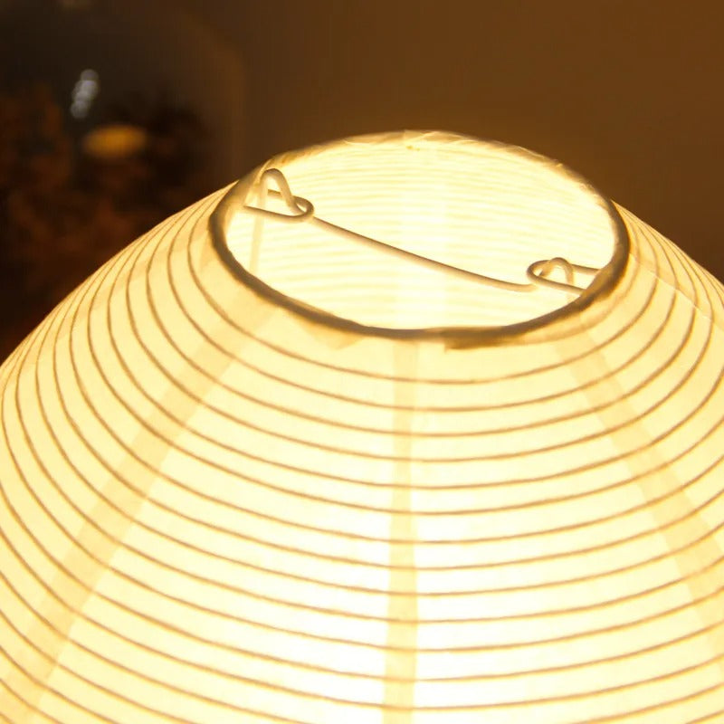 Solina – Nordische Moderne Minimalistische Nachtlampe