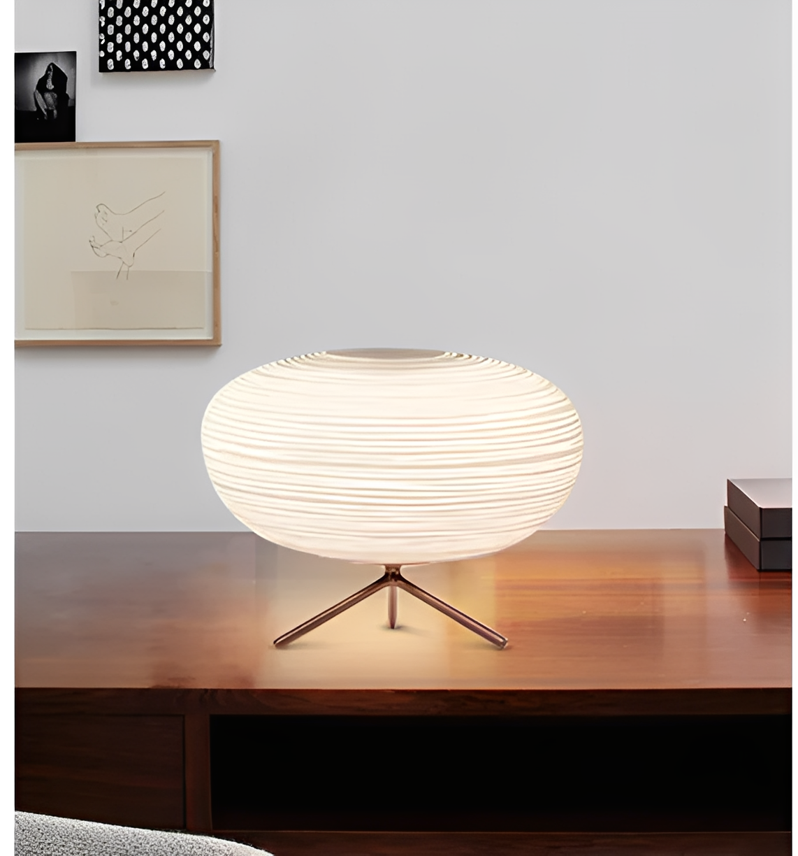 Leona – Moderne Glas Nachttischlampe