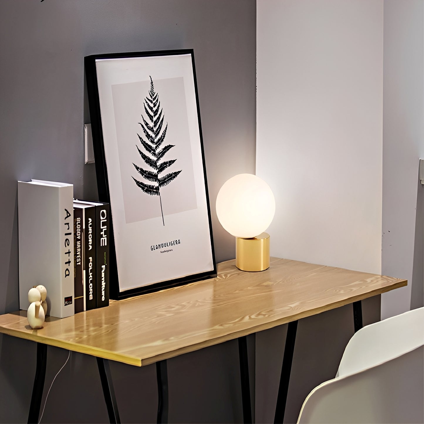 Sayaka – Europäische Tischlampe