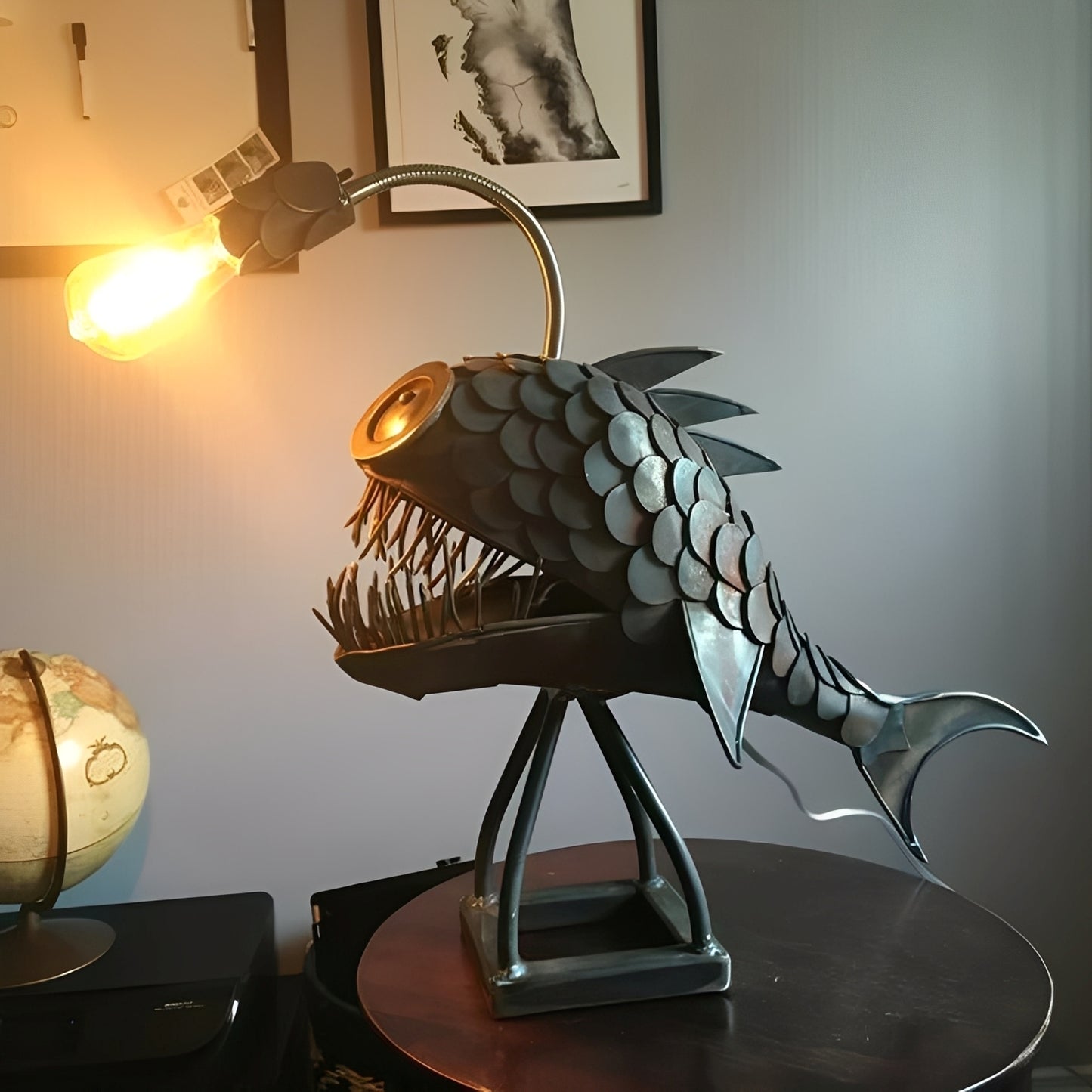 Perina – Retro Anglerfisch-Tischlampe