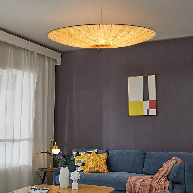 Aiko – Japanischer Stoff-Kronleuchter in Beige