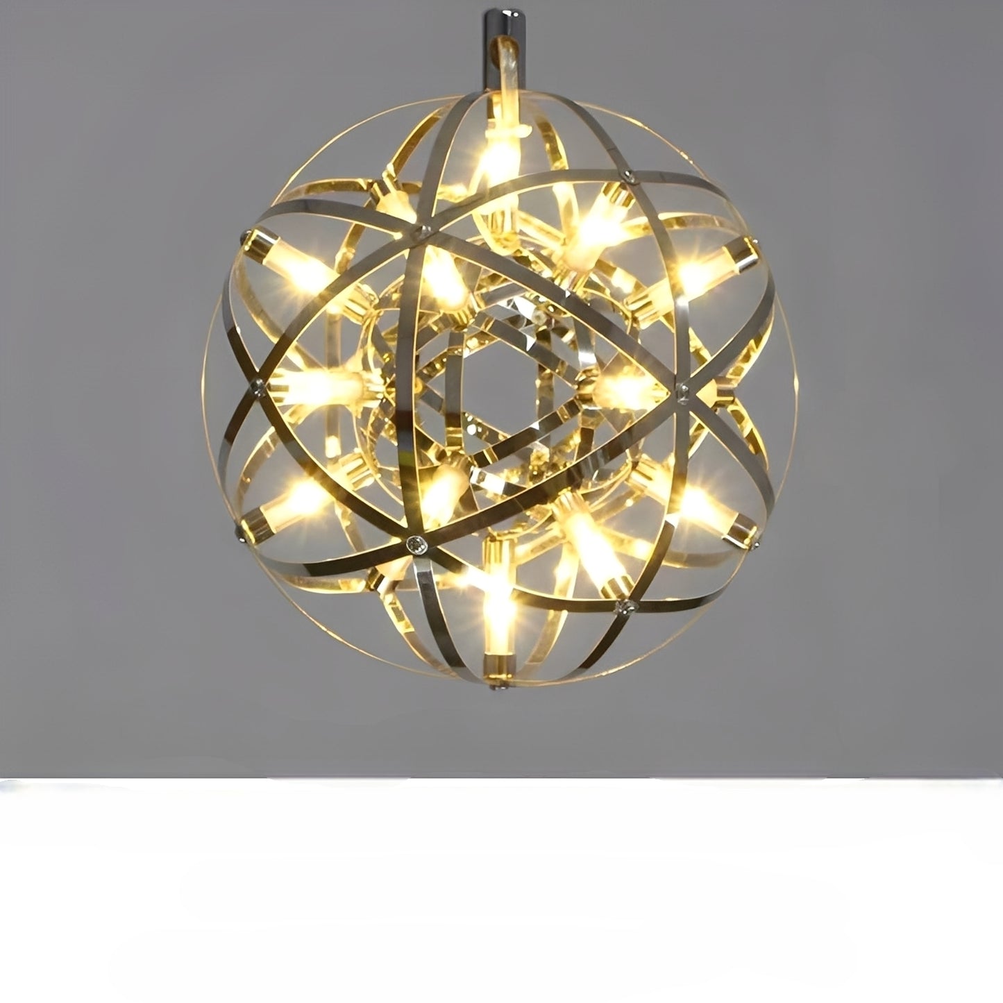 Cassian – Kreativer LED-Kugel-Kronleuchter