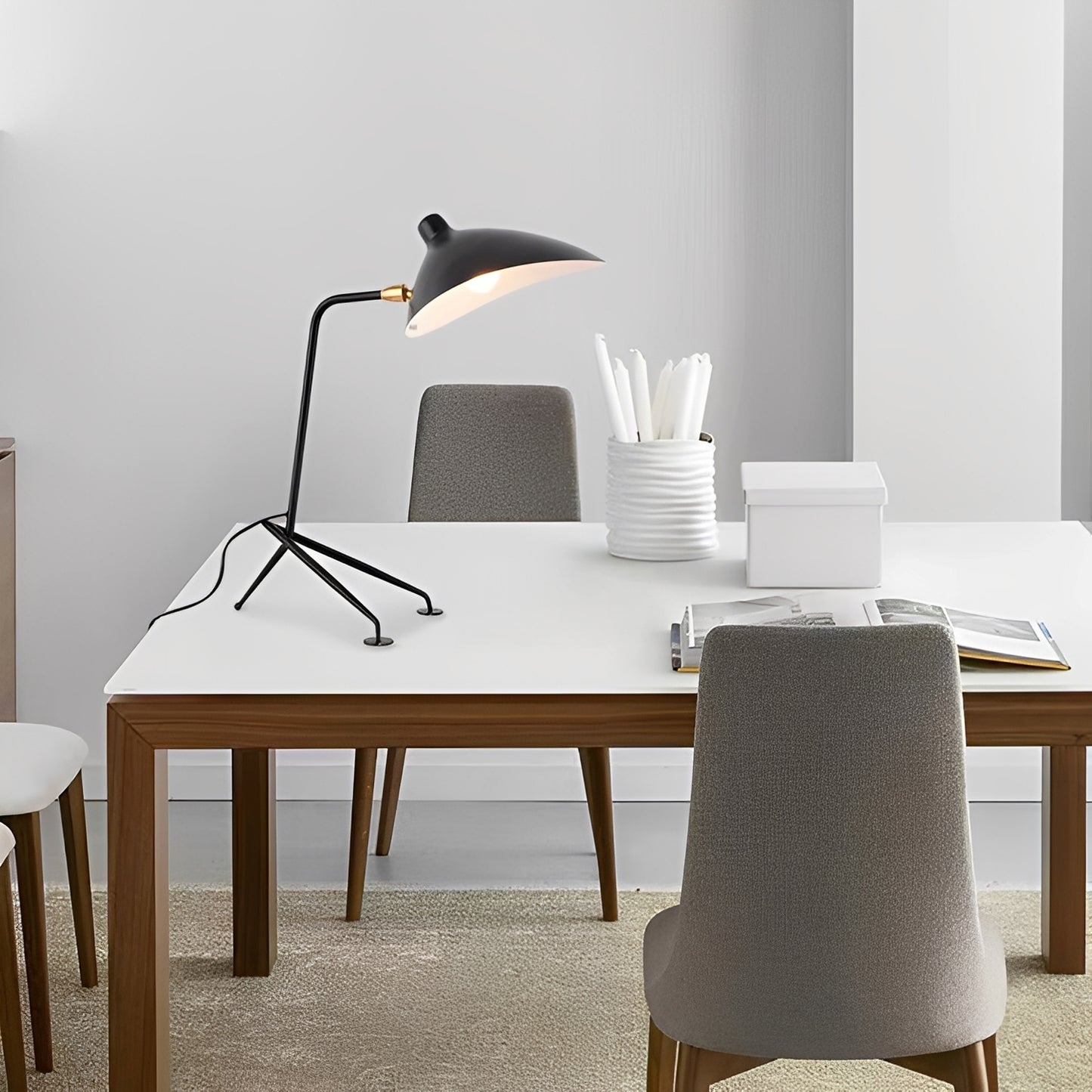 Kaya – Moderne Entenschnabel-Steh- & Tischlampe im Nordic Design