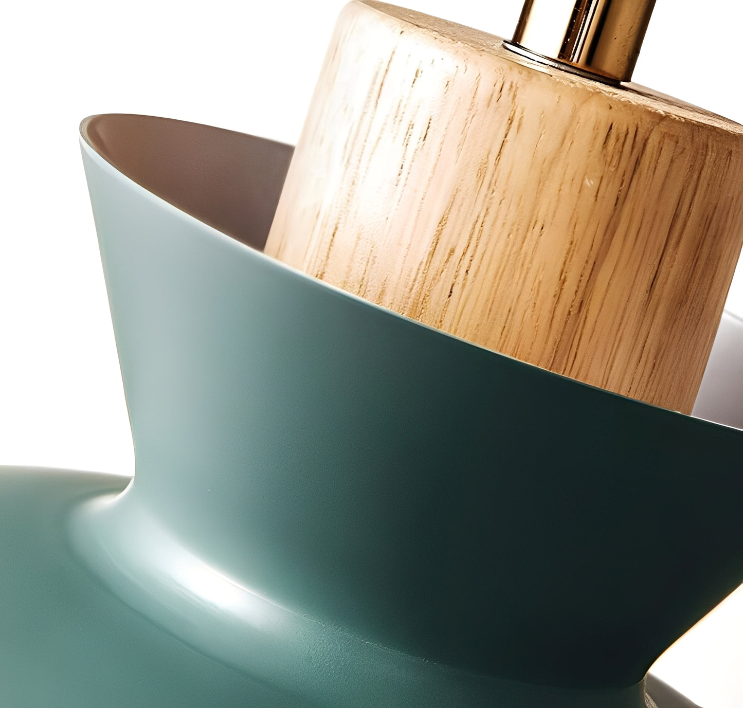 Mateo – Industrieller Holz-Kronleuchter