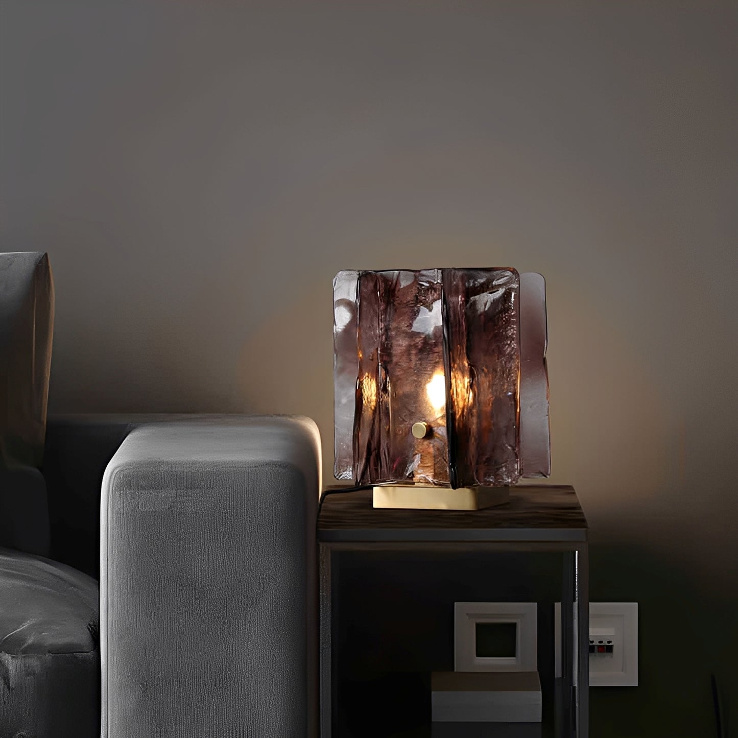 Alira – Minimalistische Wandleuchte im Light Luxury Stil