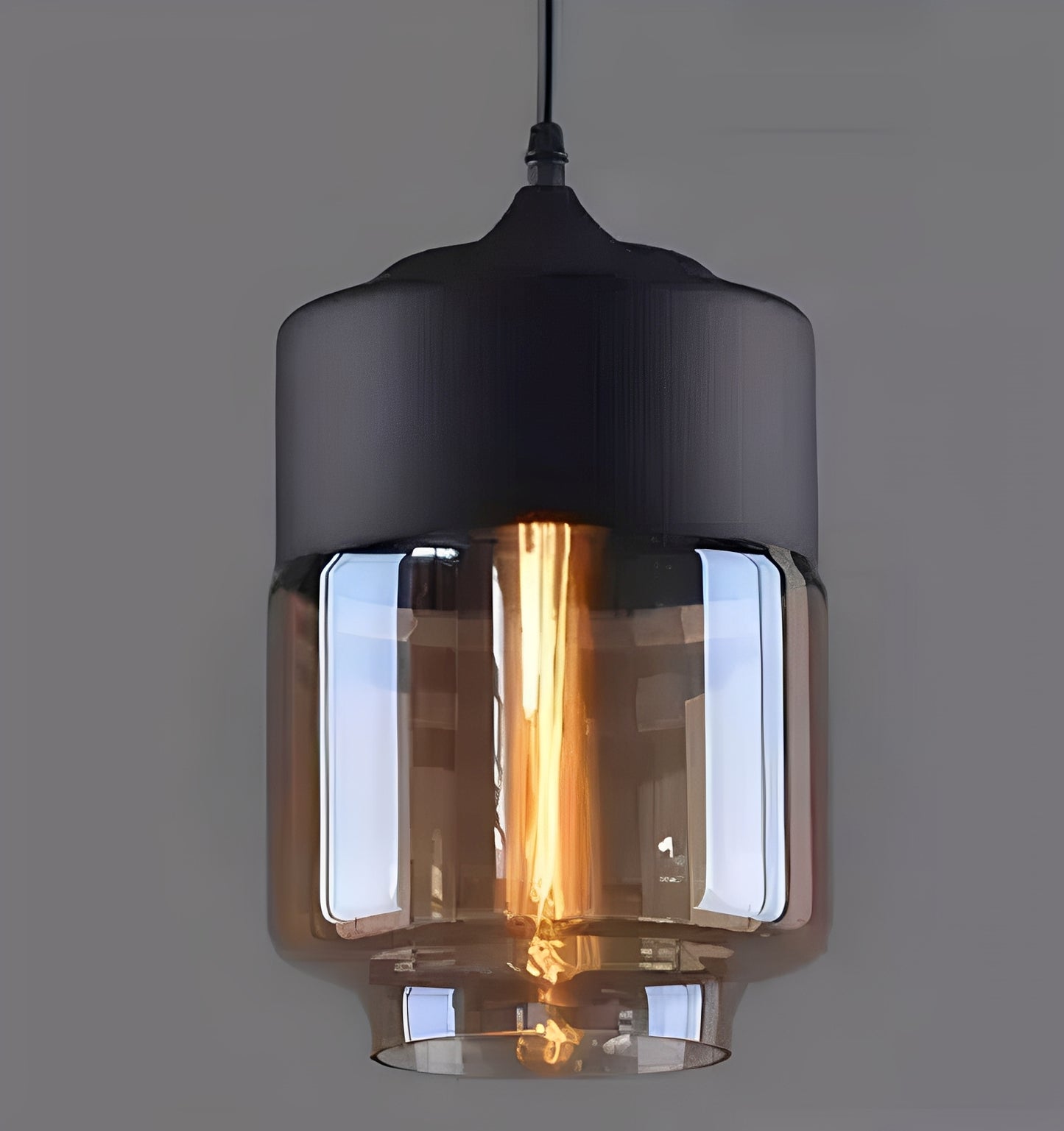 Amira – Industrieller Glas-Kronleuchter
