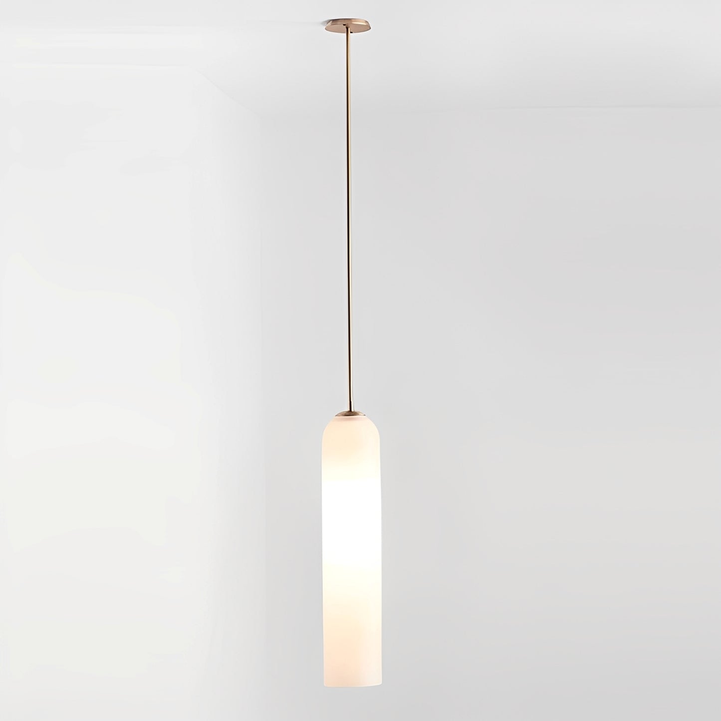 Rhea – Kreative Hängelampe im Flaschen-Design