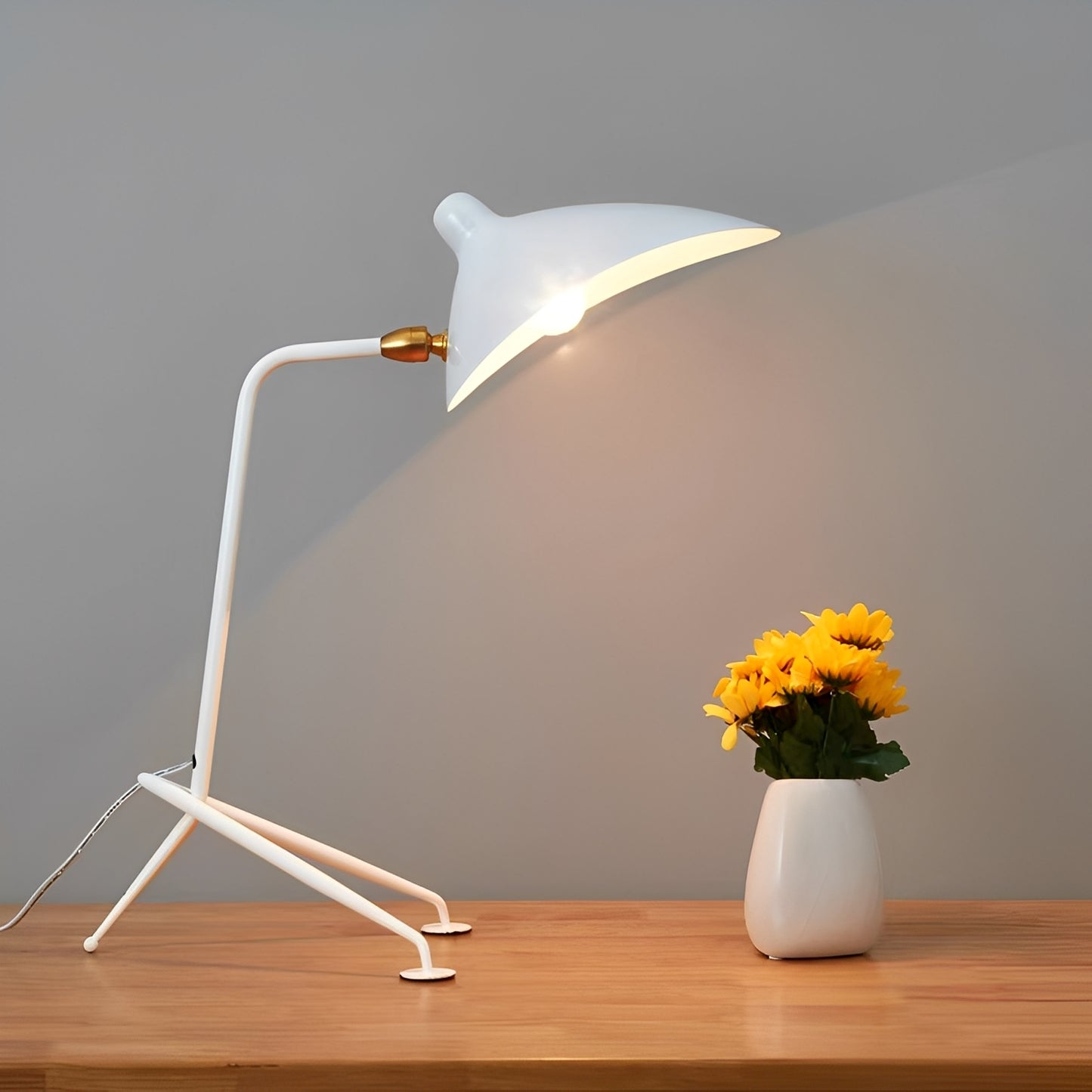Kaya – Moderne Entenschnabel-Steh- & Tischlampe im Nordic Design