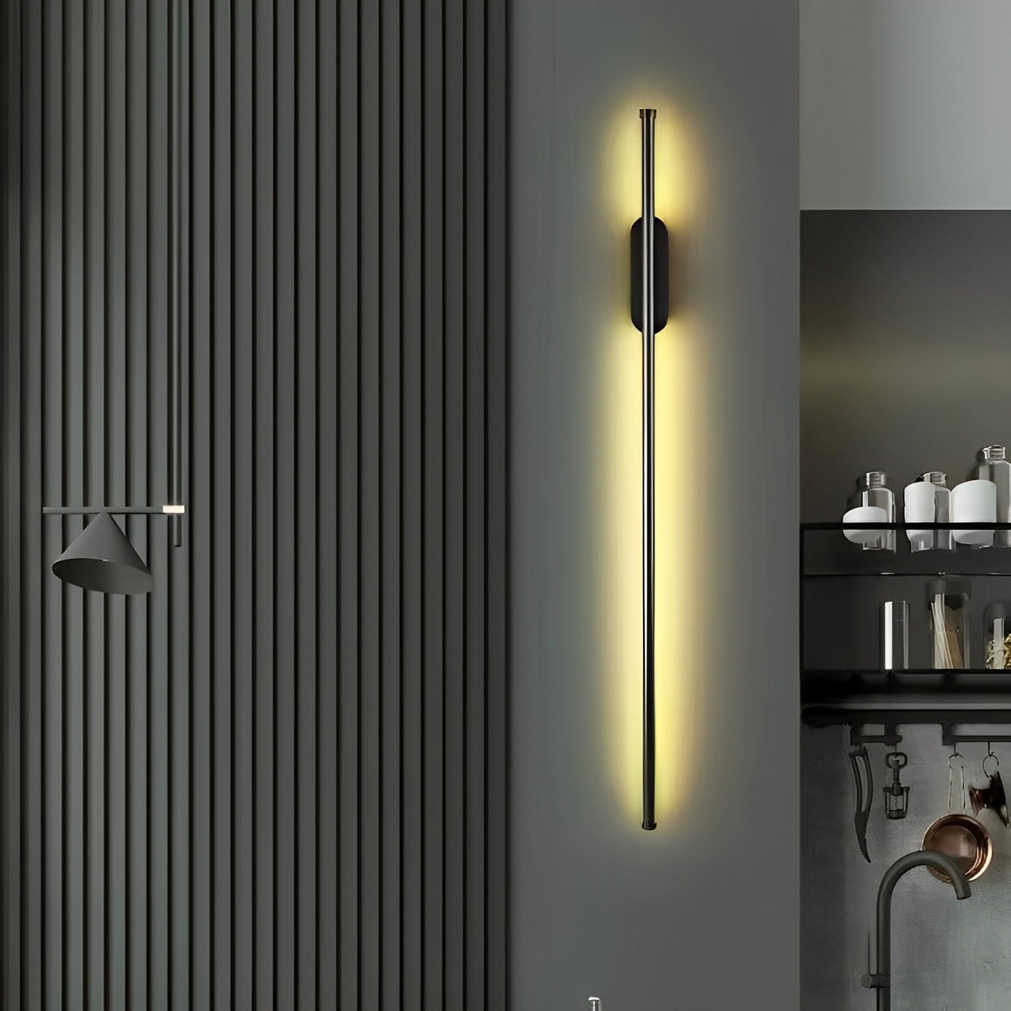 Janna – Moderne Wandleuchte im linearen Design aus Aluminium