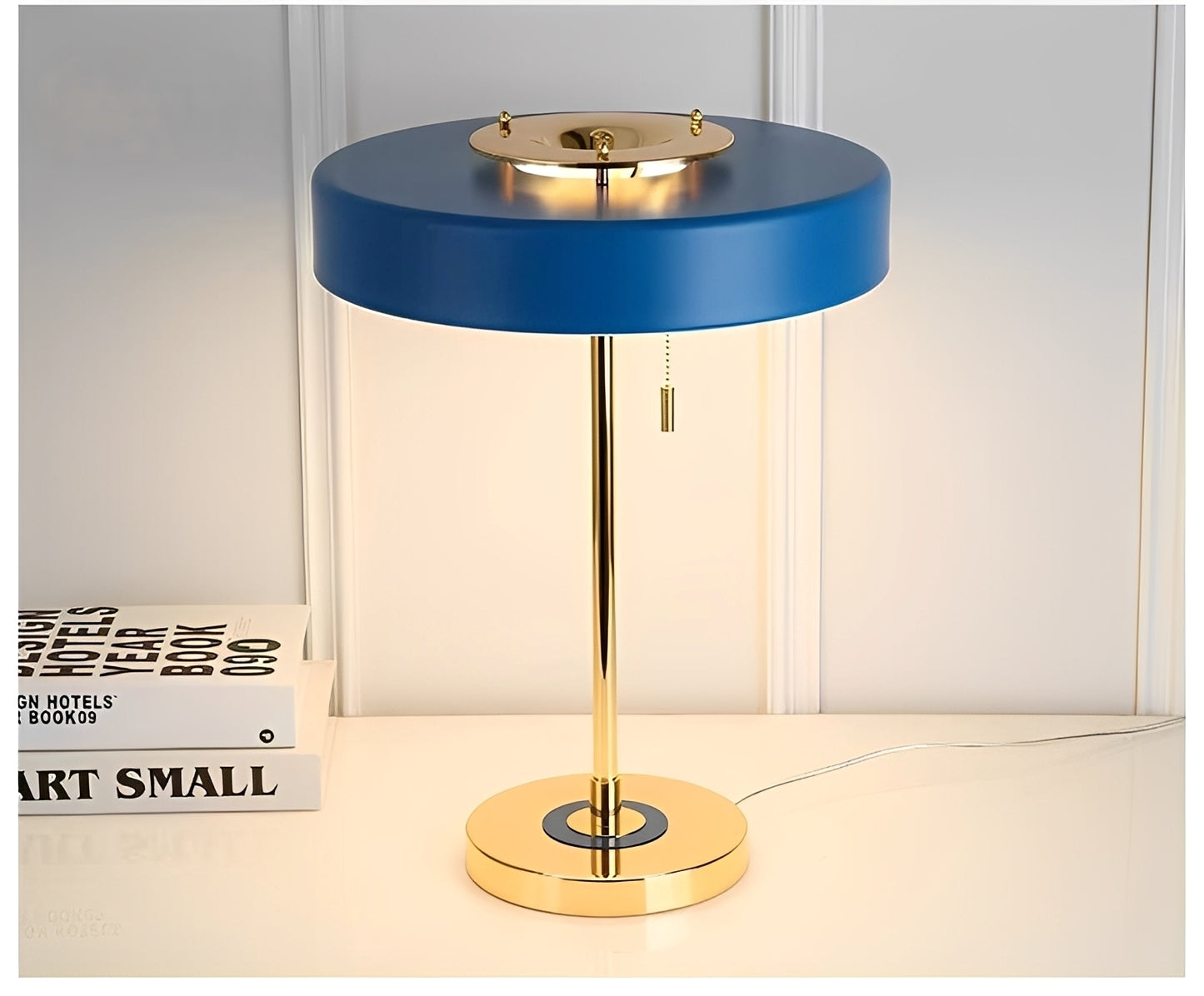 Isla – Moderne Nachttischlampe