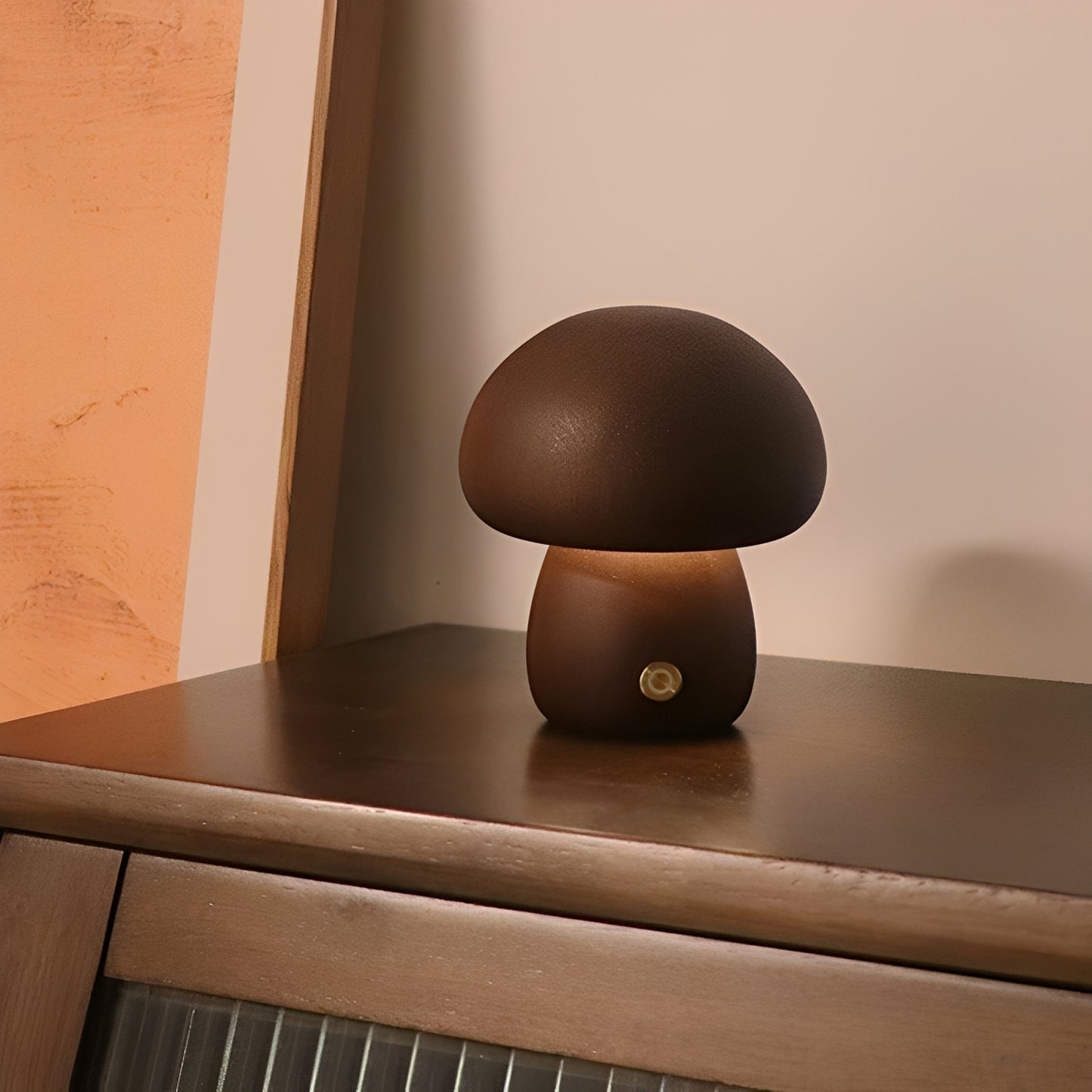 Toshi – Niedliche Holz-Pilz-LED-Nachtlampe