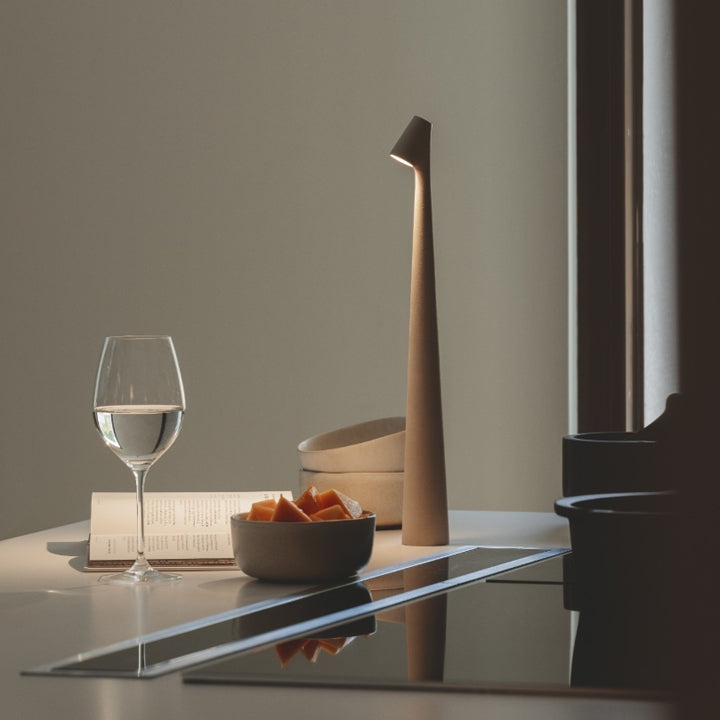 Nachttischlampe mit Berührungssensor