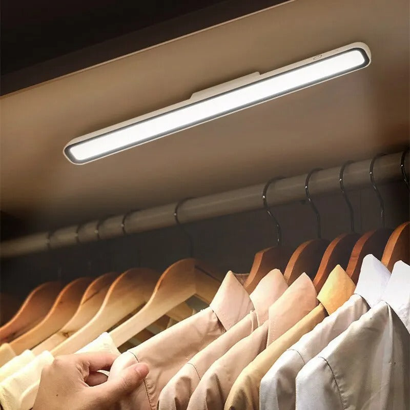 TouchBeam – Magnetische LED-Tischlampe mit Akku