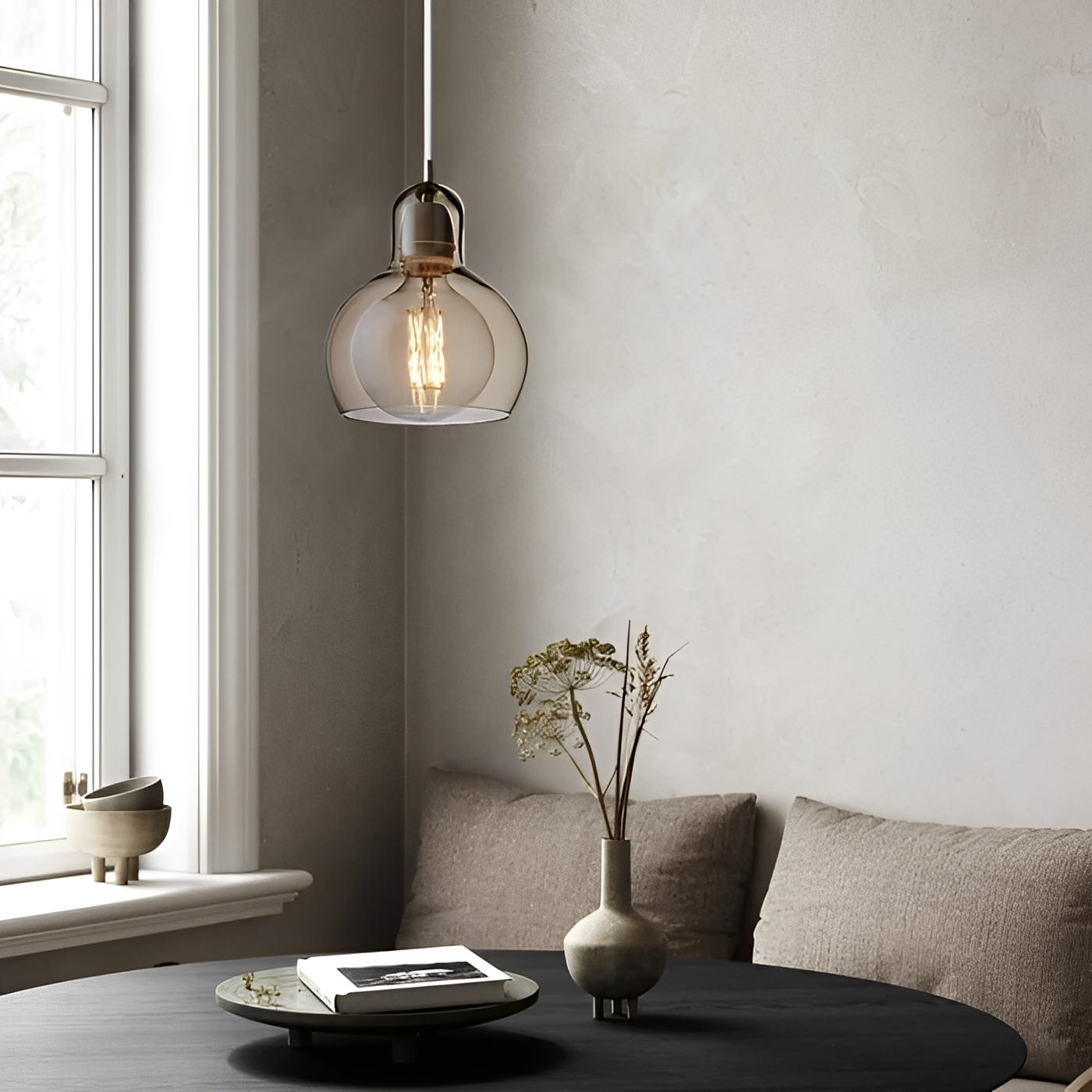 Nora – Minimalistische Glas-Hängelampe