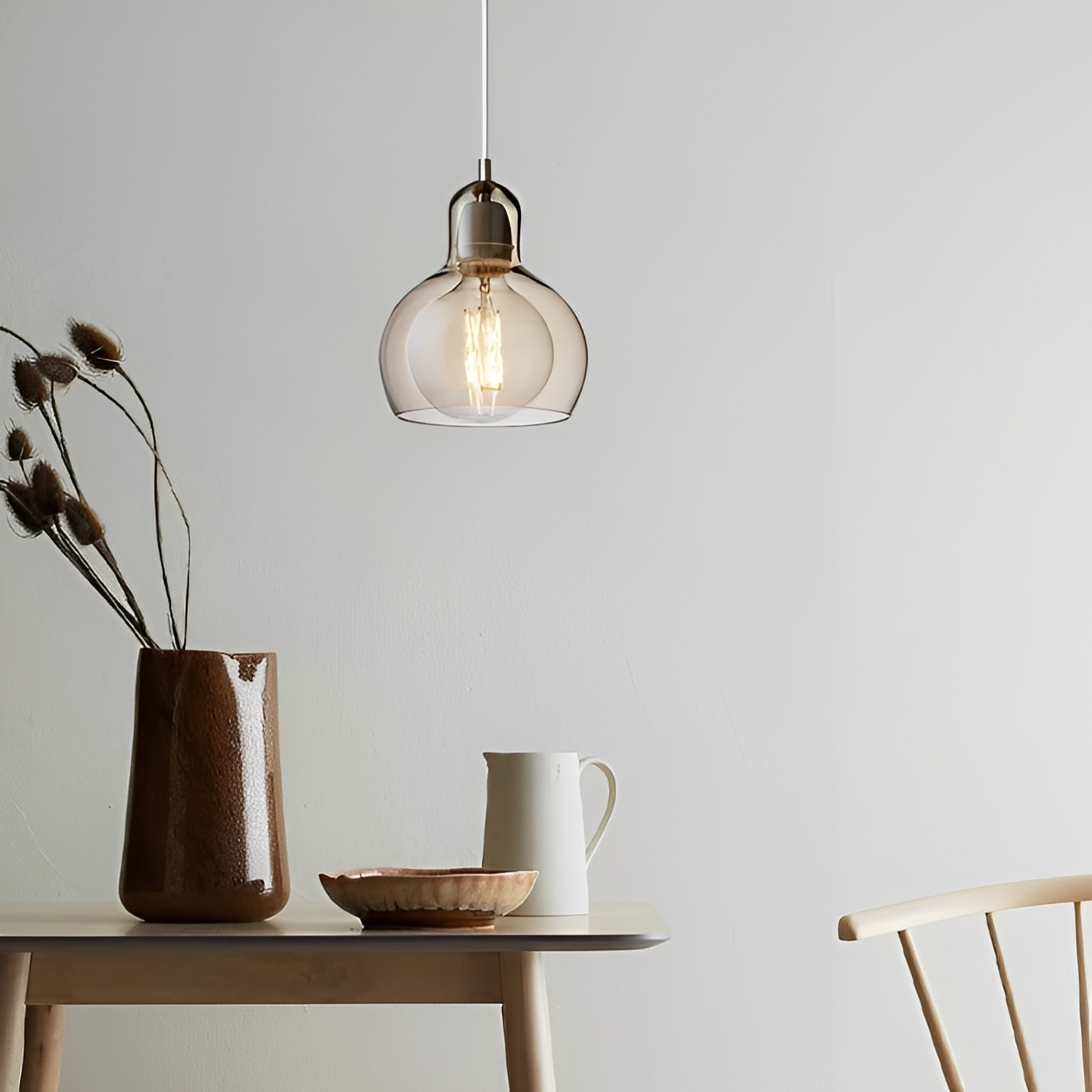 Nora – Minimalistische Glas-Hängelampe