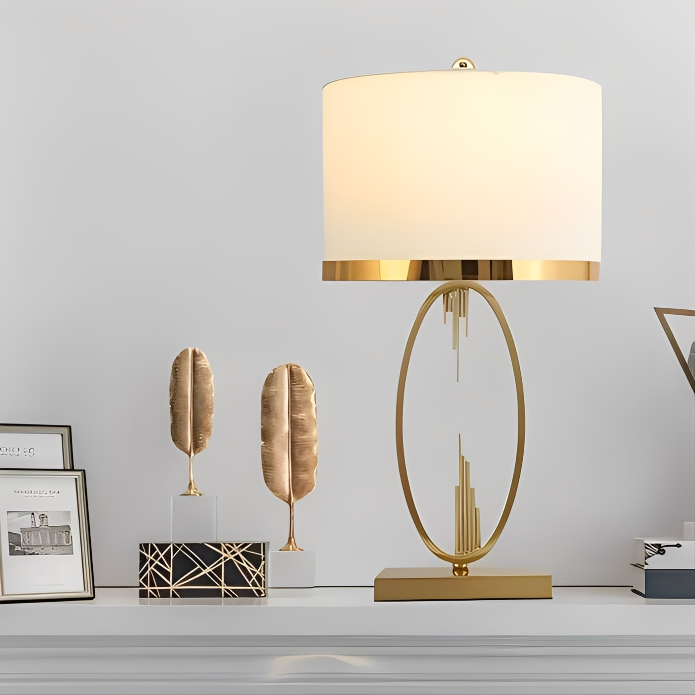 Miles – Luxus Tischlampe im Postmodernen Stil