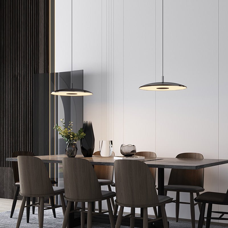 Inari – Minimalistische Bauhaus-Deckenlampe