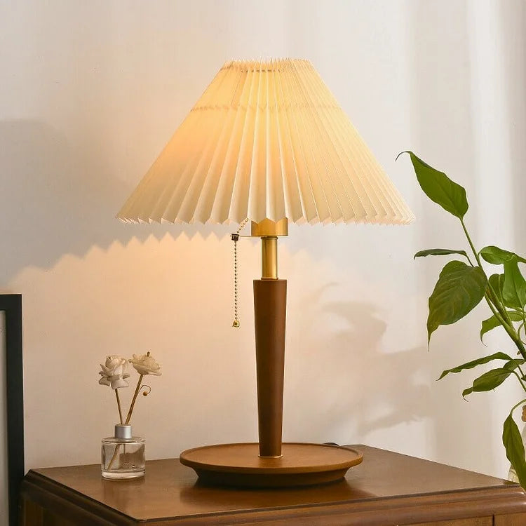Sayuri – Retro Nachttischlampe aus Walnussholz