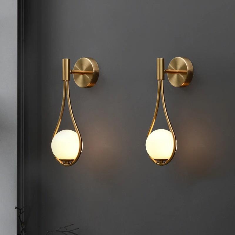 Moderne Glaskugel-Wandleuchte