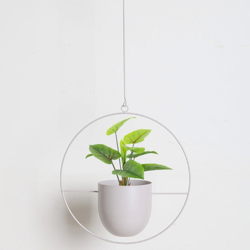 LeafLoop – Moderner Hänge-Pflanztopf aus Metall mit elegantem Touch